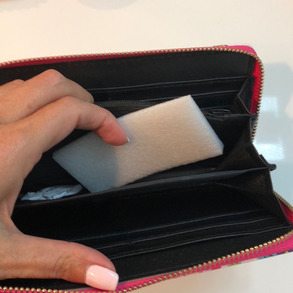 Wallet - Picture 5 of 8
